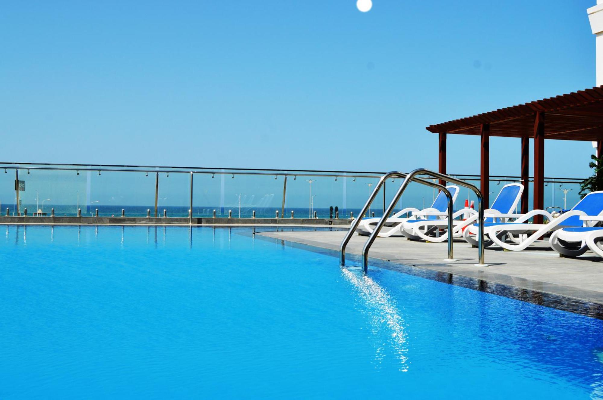 Sur Grand Hotel Экстерьер фото